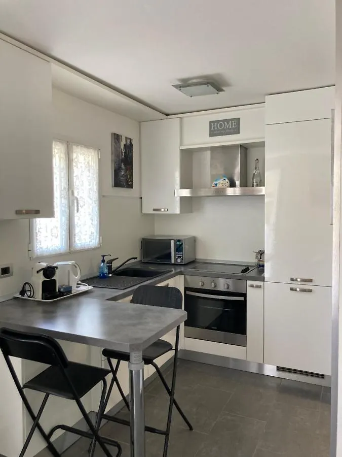 Appartement Studio Villa la Cigale avec grand Terrasse Menton